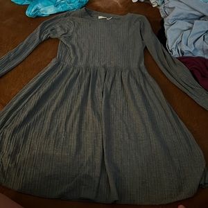 Girls gray dress